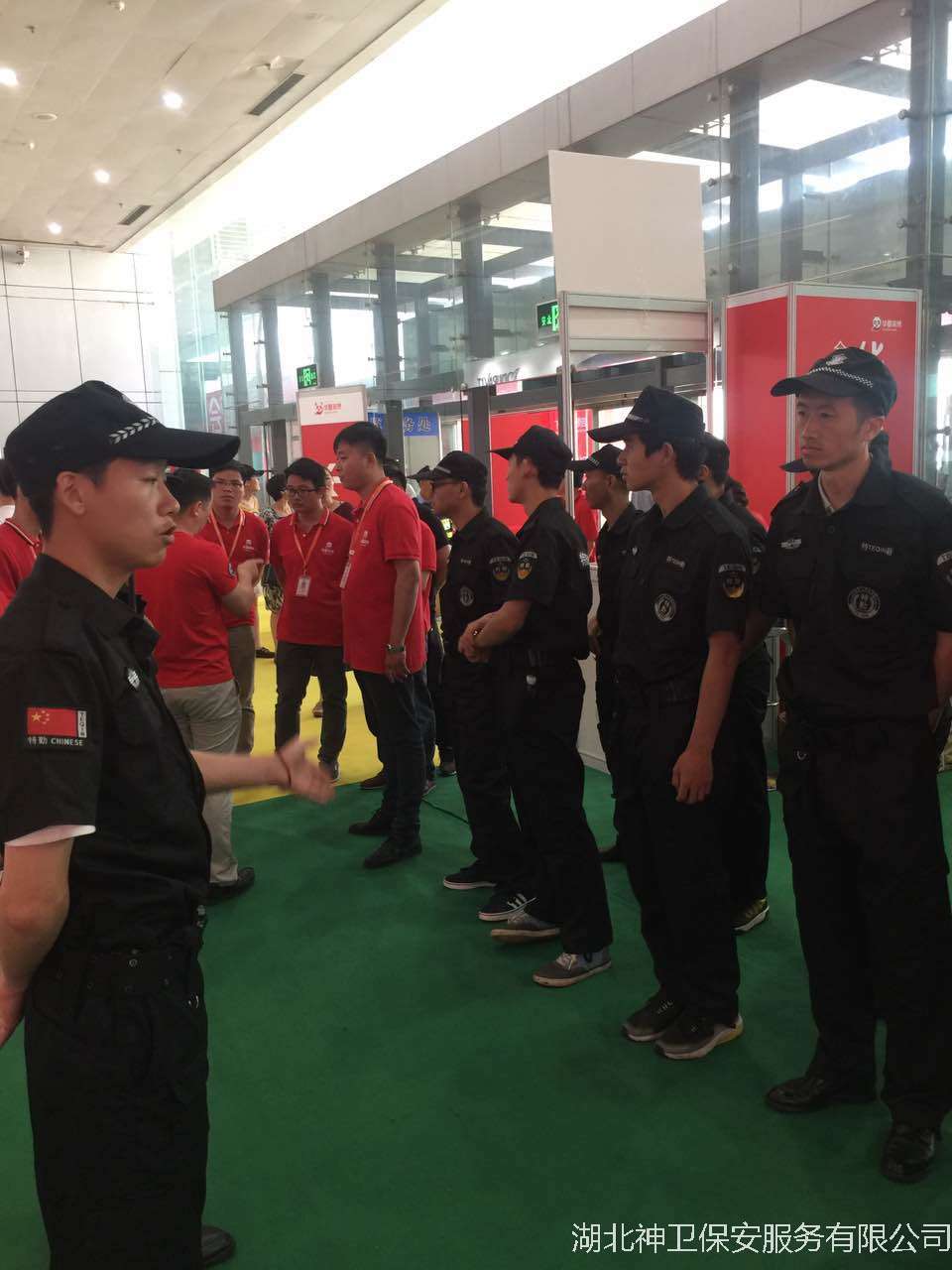 武汉国际会展中心 •华夏家居博览会旭彩网全程守护.jpg